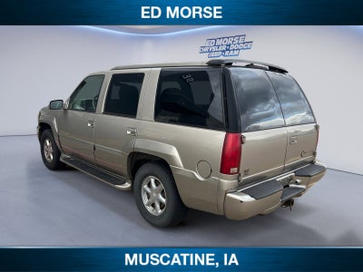 2000 Cadillac Escalade Base