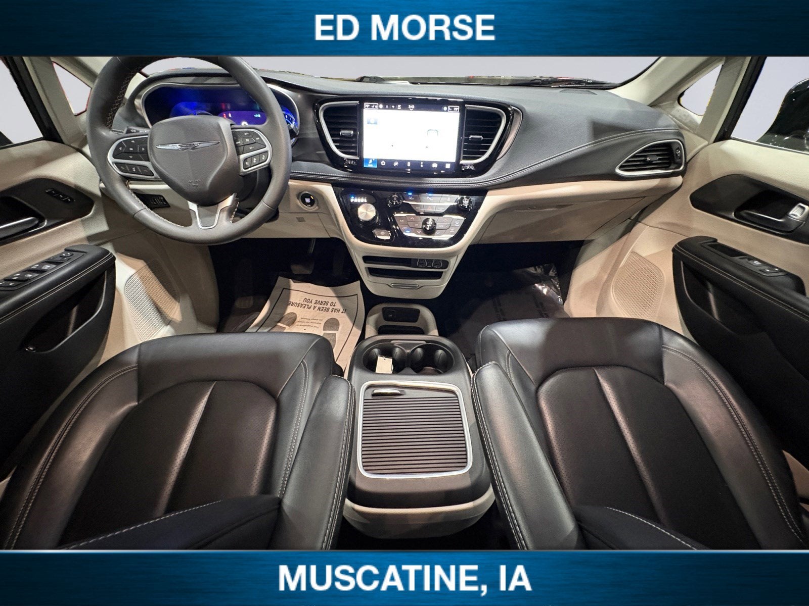 2024 Chrysler Pacifica Hybrid Select