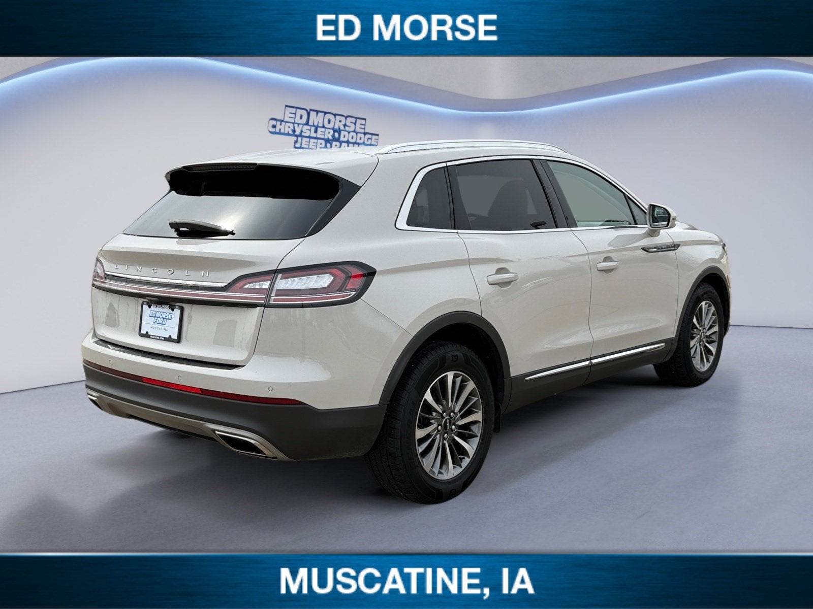 2022 Lincoln Nautilus Standard