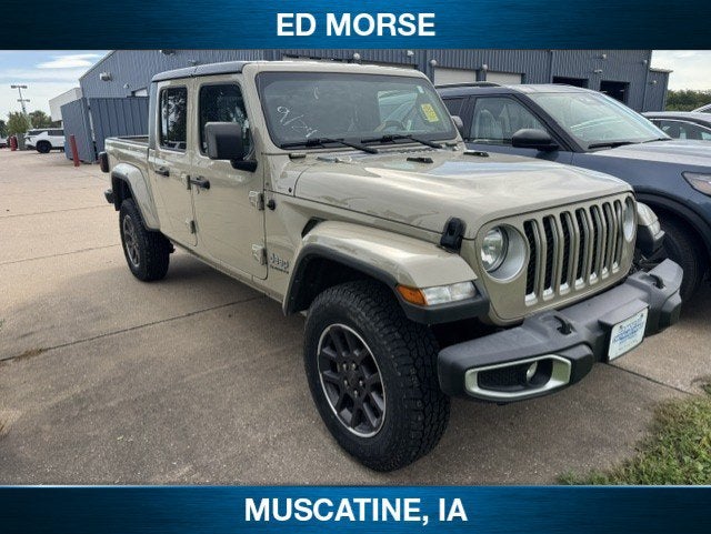 2022 Jeep Gladiator Overland