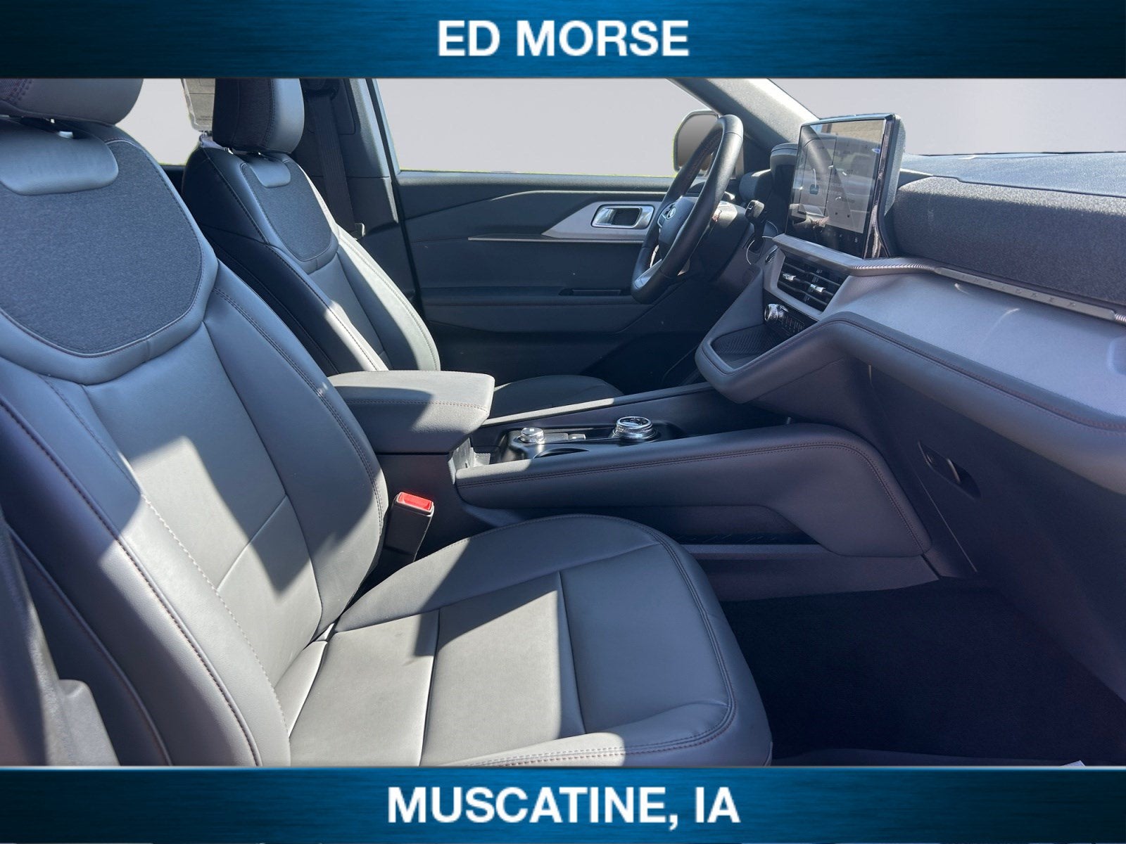 2027 Ford Explorer Active w/200A Pkg