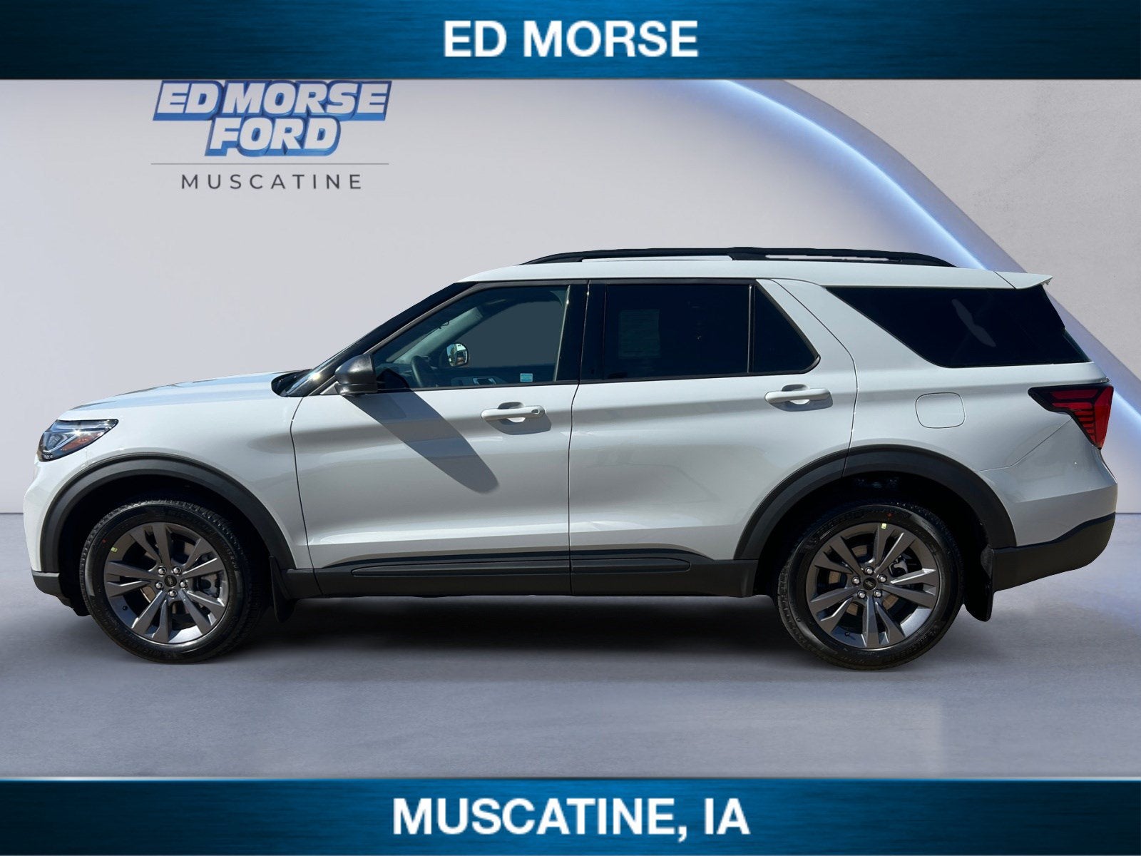 2027 Ford Explorer Active w/200A Pkg