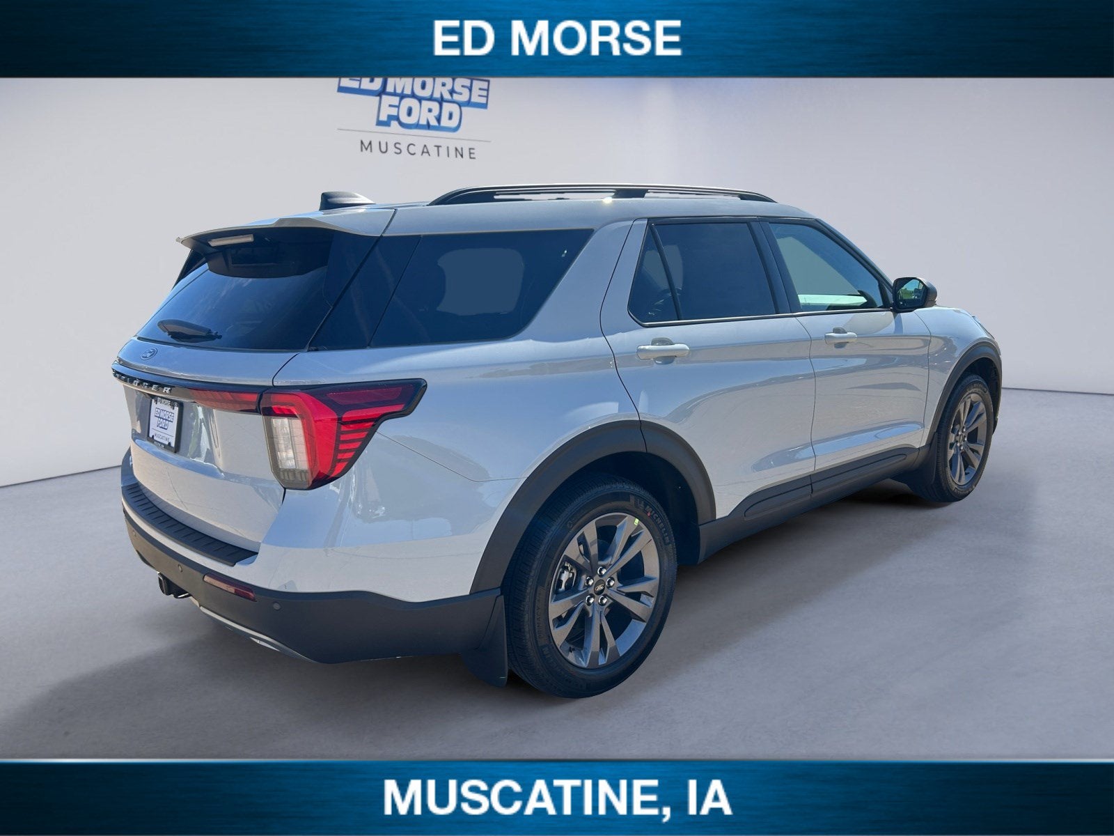 2027 Ford Explorer Active w/200A Pkg