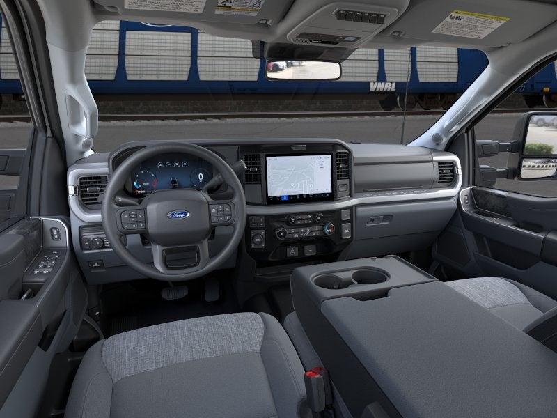 2026 Ford Super Duty F-350 SRW XLT