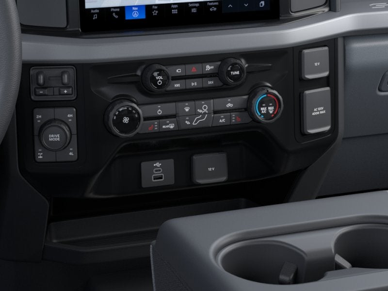 2026 Ford Super Duty F-350 SRW XLT