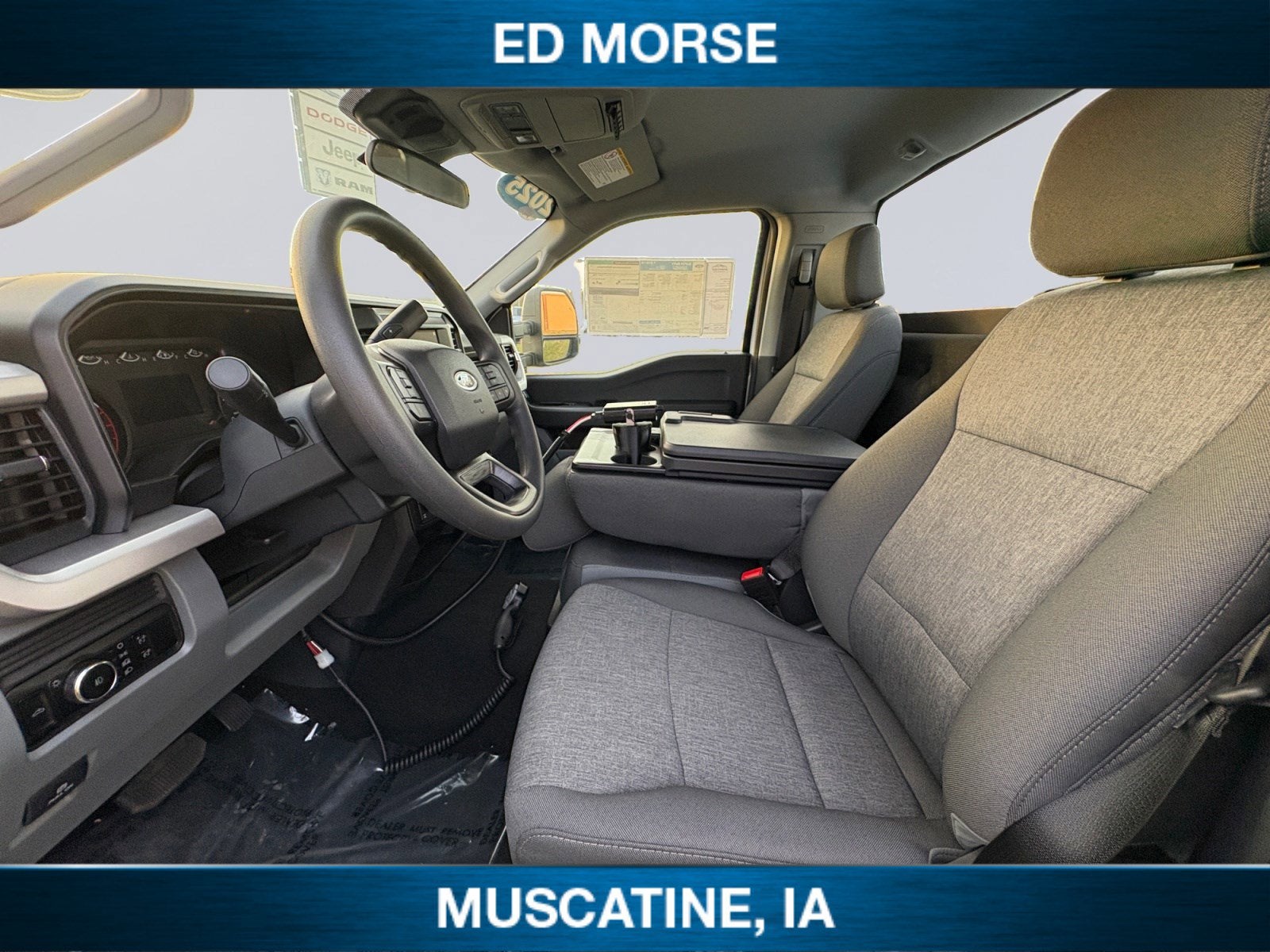 2025 Ford Super Duty F-350 SRW XL