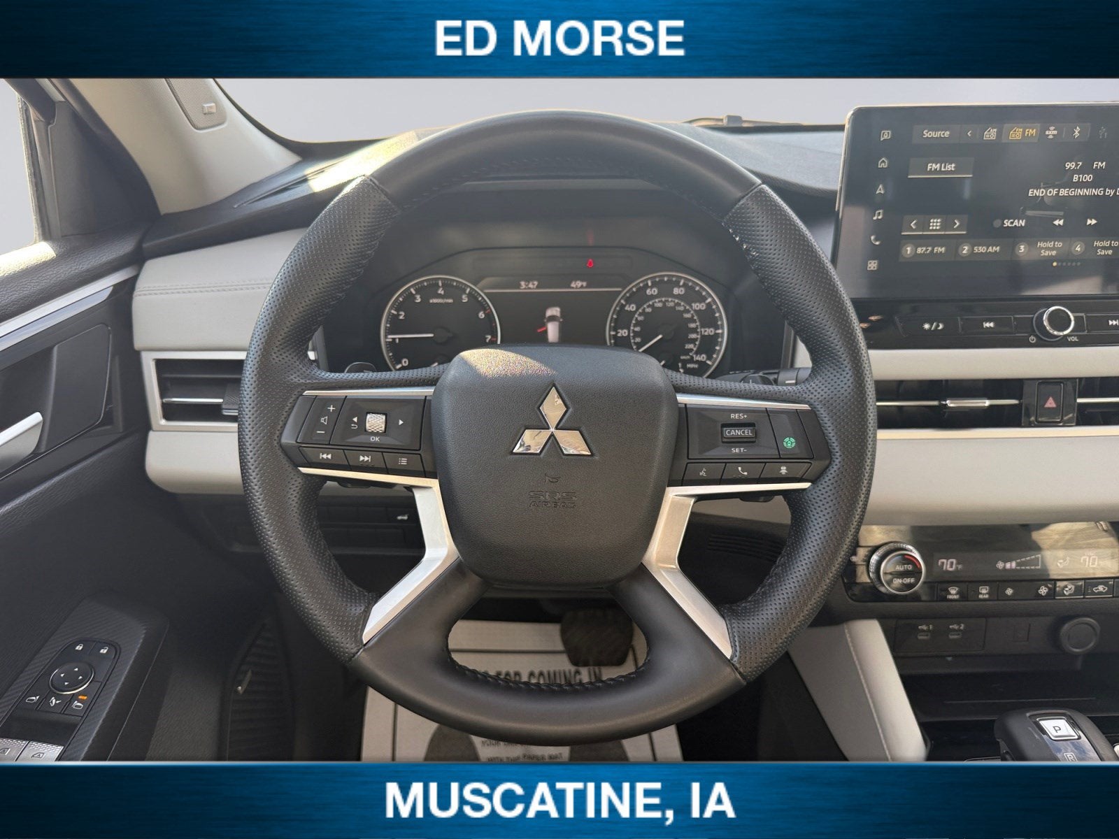 2025 Mitsubishi Outlander SE