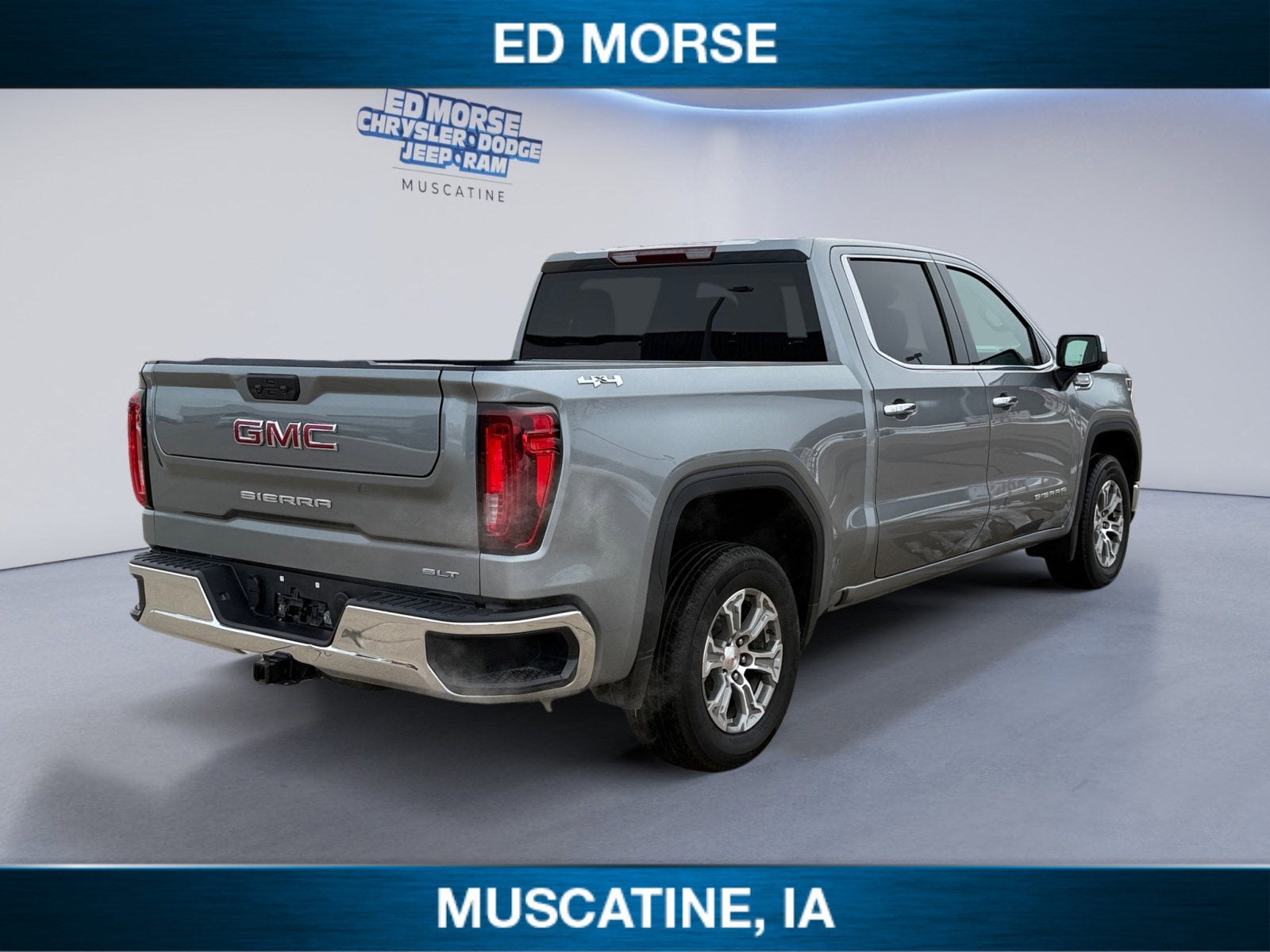 2025 GMC Sierra 1500 4WD Crew Cab Short Box SLT
