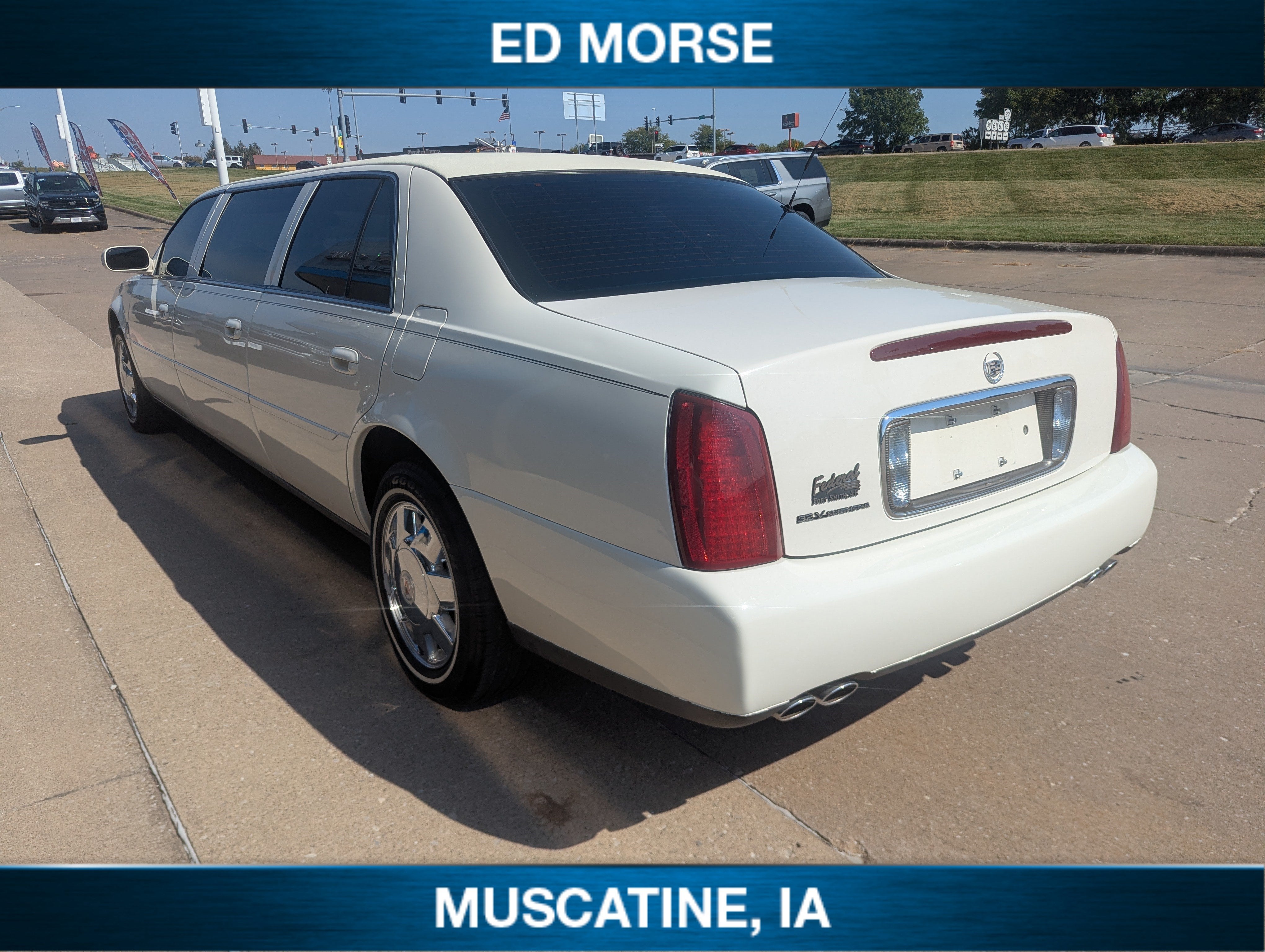 2002 Cadillac Deville Limousine