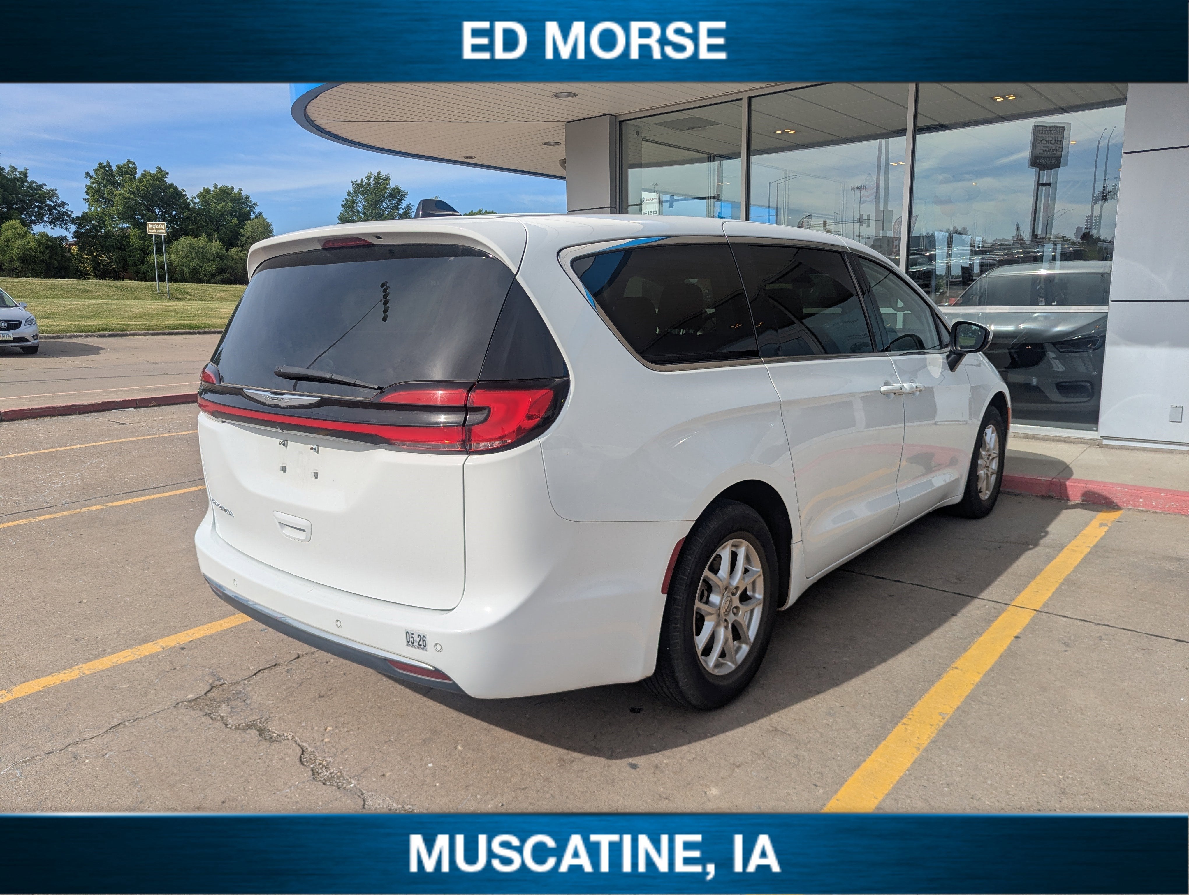 2023 Chrysler Pacifica Touring L