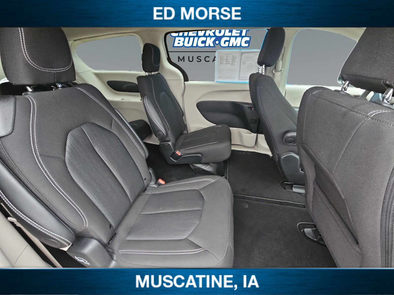 2024 Chrysler Voyager LX